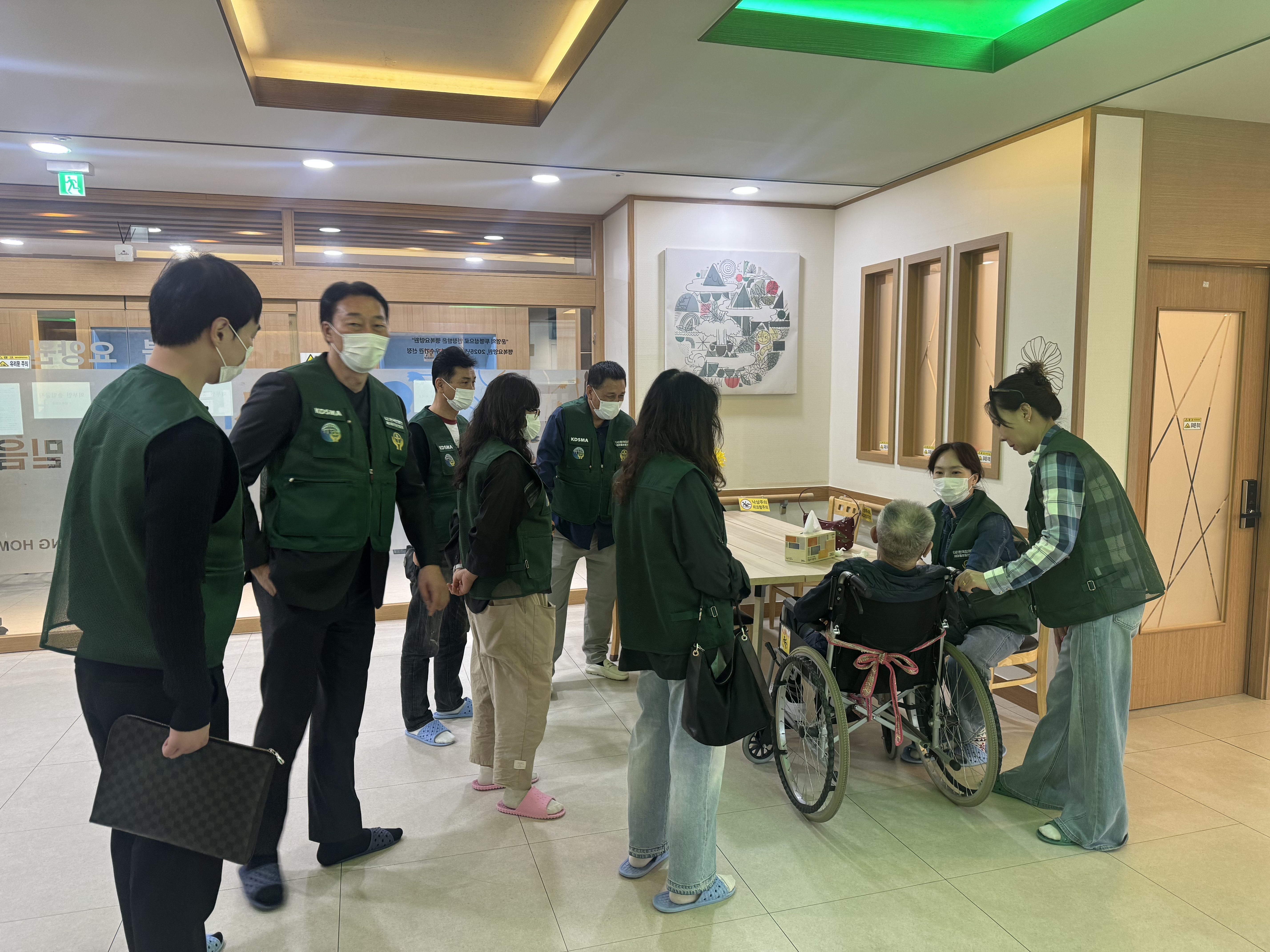 행복 요양원 봉사 활동 활동 사진 05